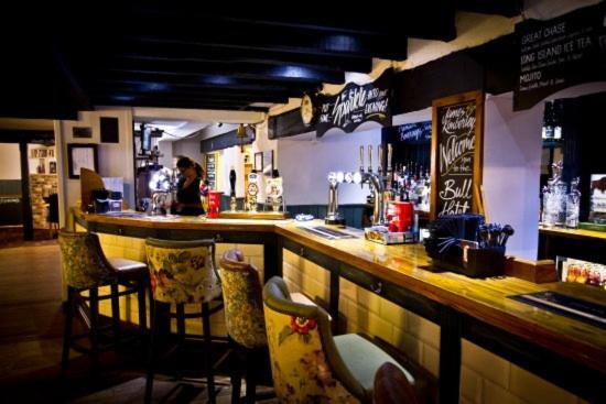 The Bull Hotel Downton  Zewnętrze zdjęcie
